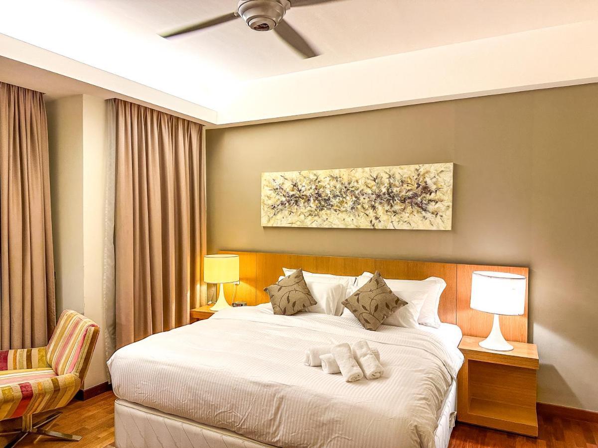 Klcc Suites By Nhb Kuala Lumpur Extérieur photo