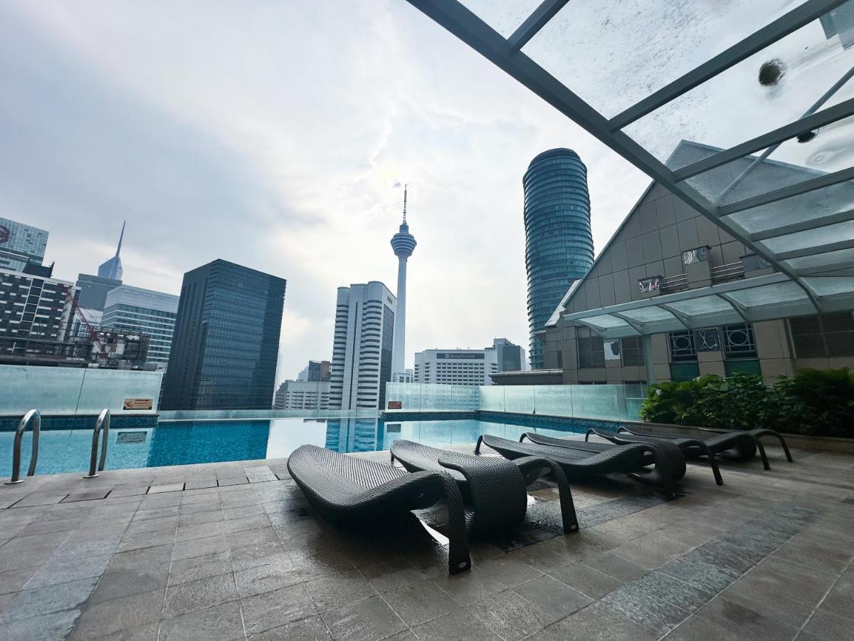 Klcc Suites By Nhb Kuala Lumpur Extérieur photo