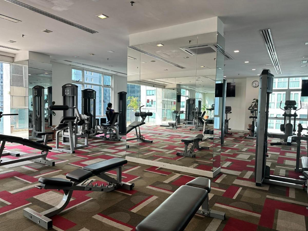 Klcc Suites By Nhb Kuala Lumpur Extérieur photo