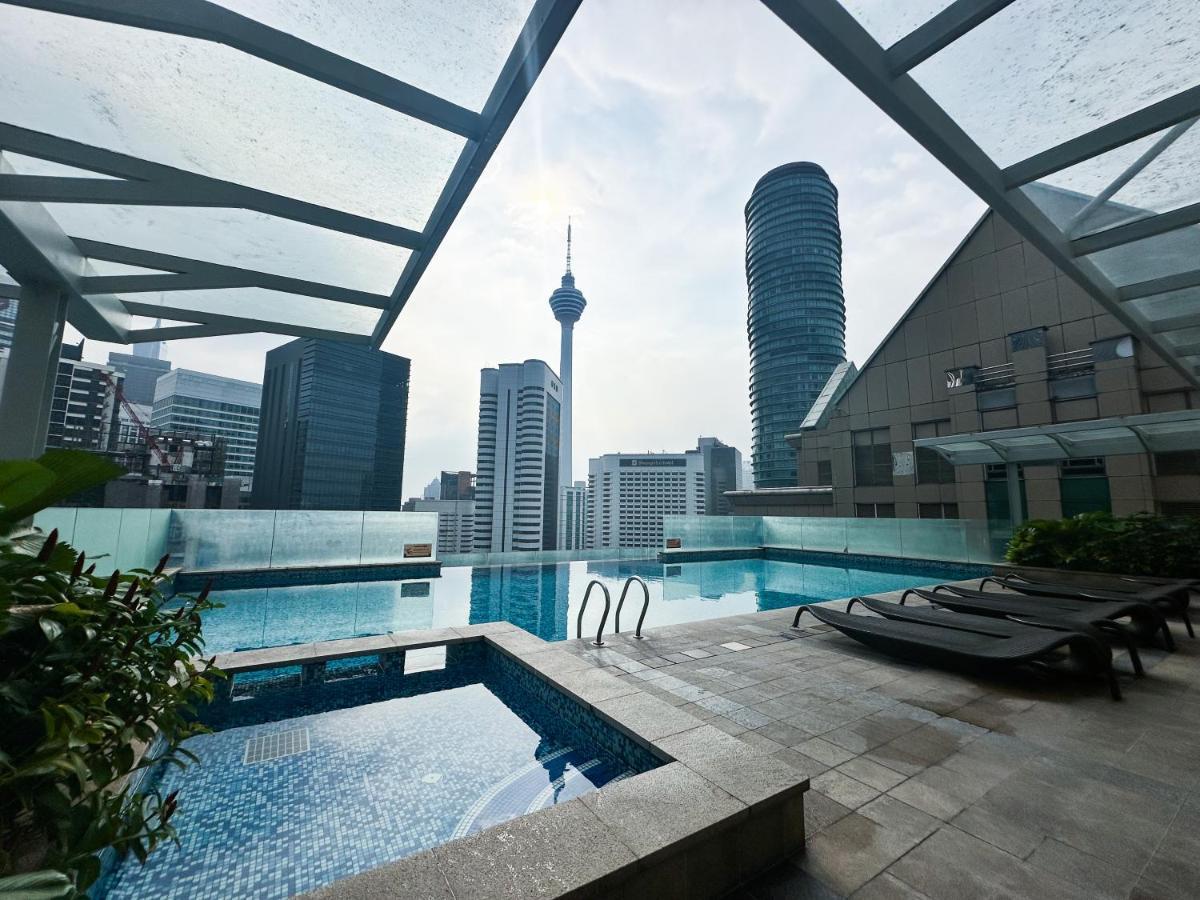Klcc Suites By Nhb Kuala Lumpur Extérieur photo