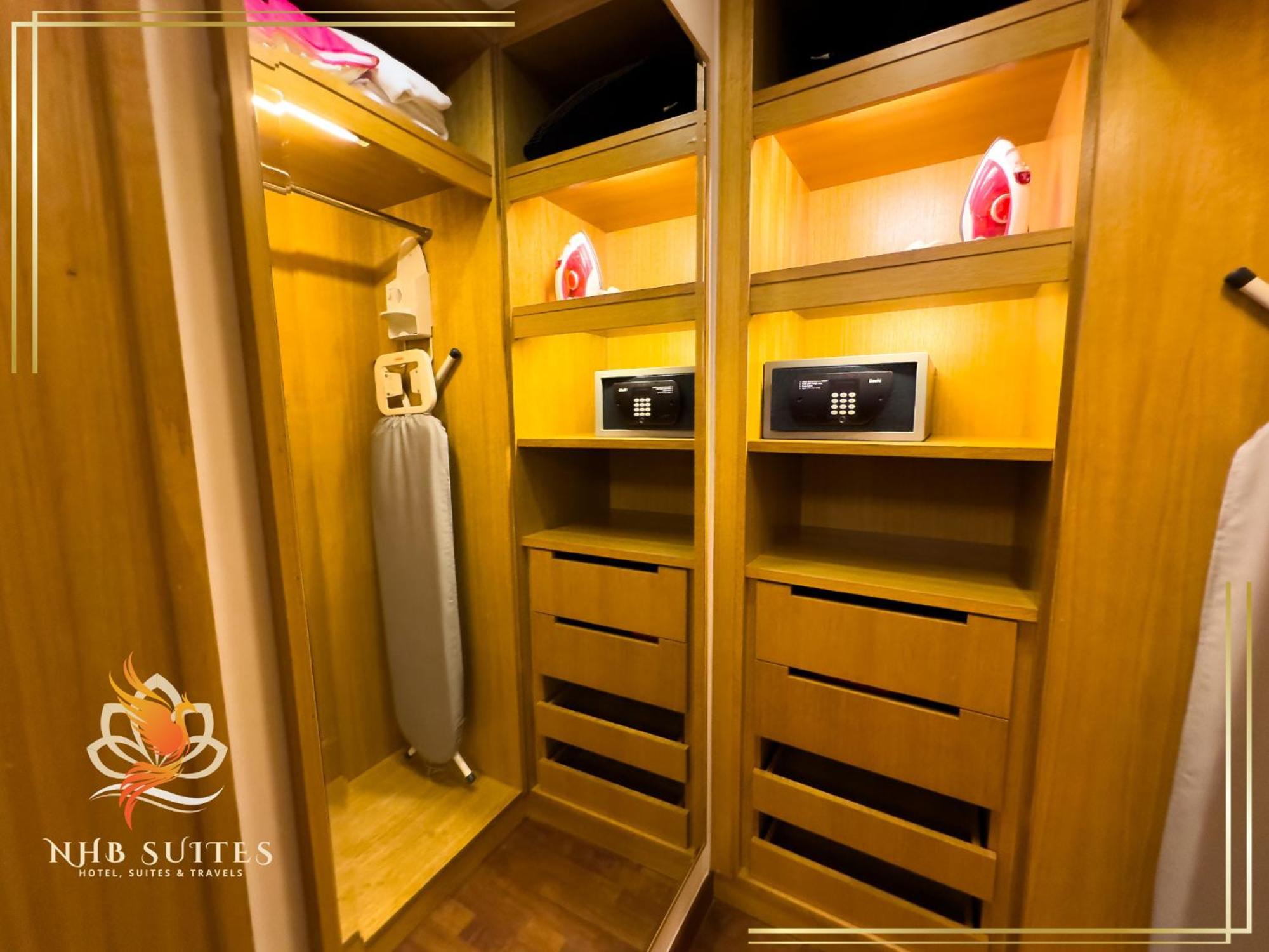 Klcc Suites By Nhb Kuala Lumpur Extérieur photo
