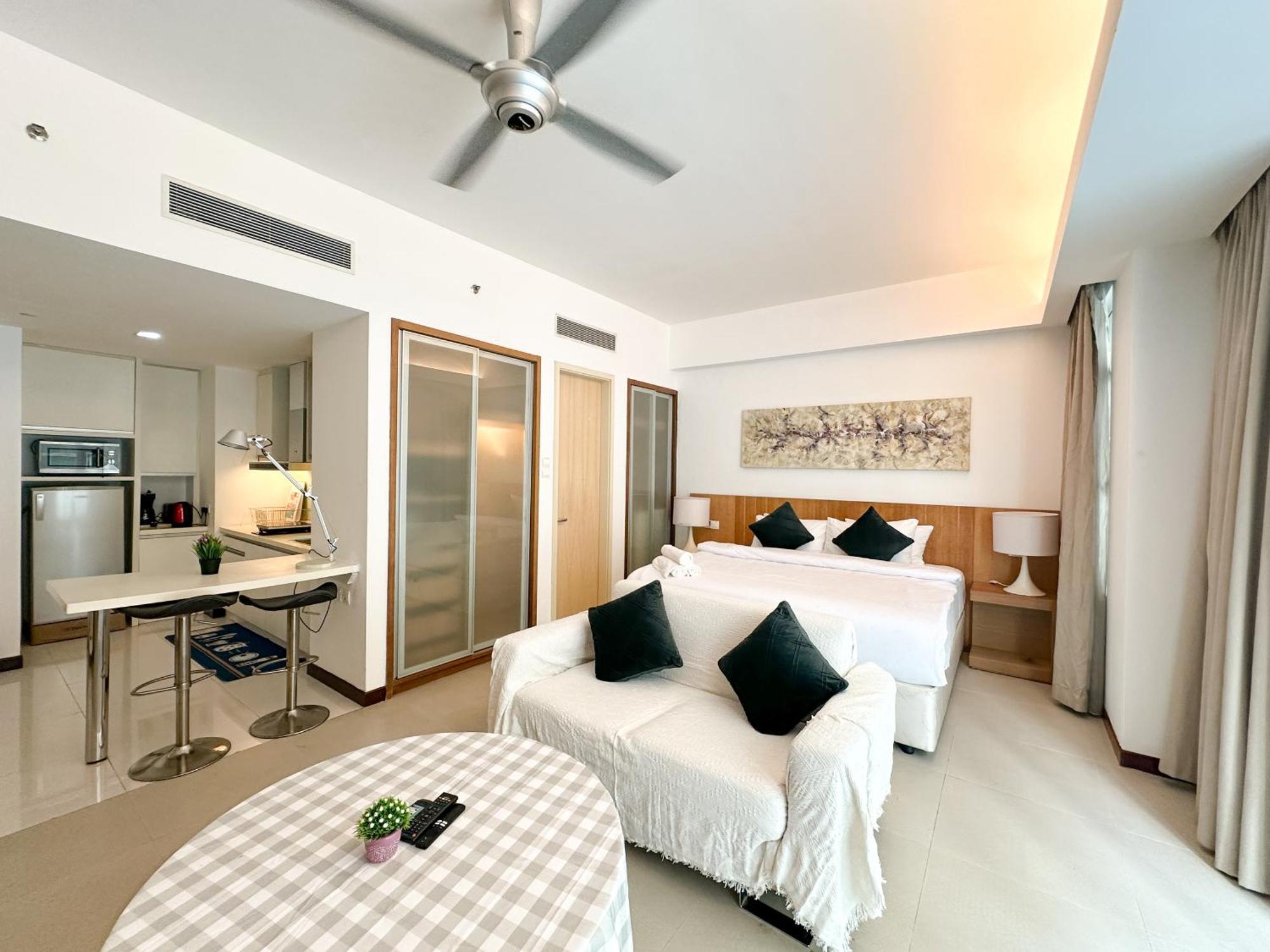 Klcc Suites By Nhb Kuala Lumpur Extérieur photo